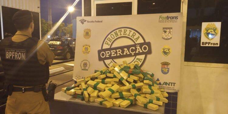 Operação Muralha/Hórus apreende quase 100 kg de maconha na Ponte da Amizade