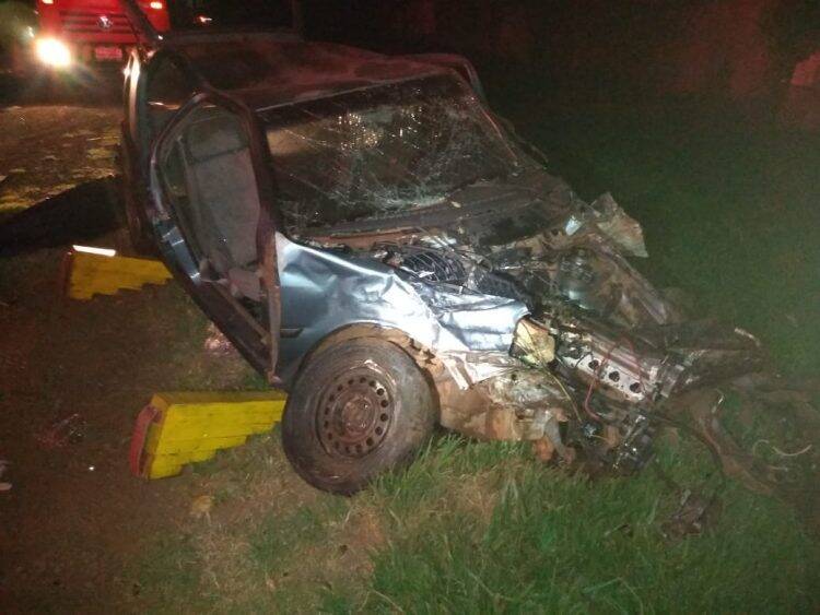 Carro se choca contra comboio da PF que deslocava caminhões apreendidos em porto clandestino