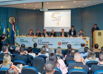Foz sedia seminário sobre segurança na região de fronteira