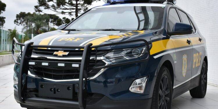 PRF começa a usar 26 viaturas blindadas no Paraná