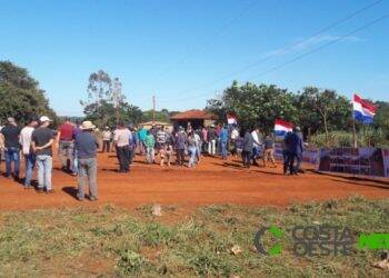 Caminhões chegaram a ser liberados hoje no Paraguai mas acordo foi encerrado