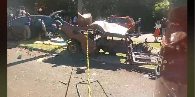 Casal morre em acidente na Avenida Paraná