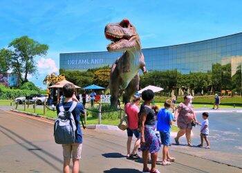 Presente de Fim de ano: Dreamland oferece 46.299 ingressos aos moradores de Foz