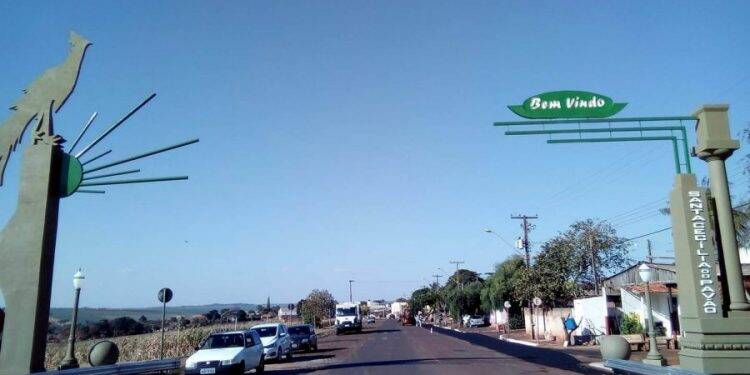 Prefeito do Paraná leva servidora a motel com carro da prefeitura e é investigado pelo MP