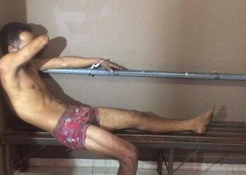 Após 27 horas, homem armado em motel se entrega à polícia