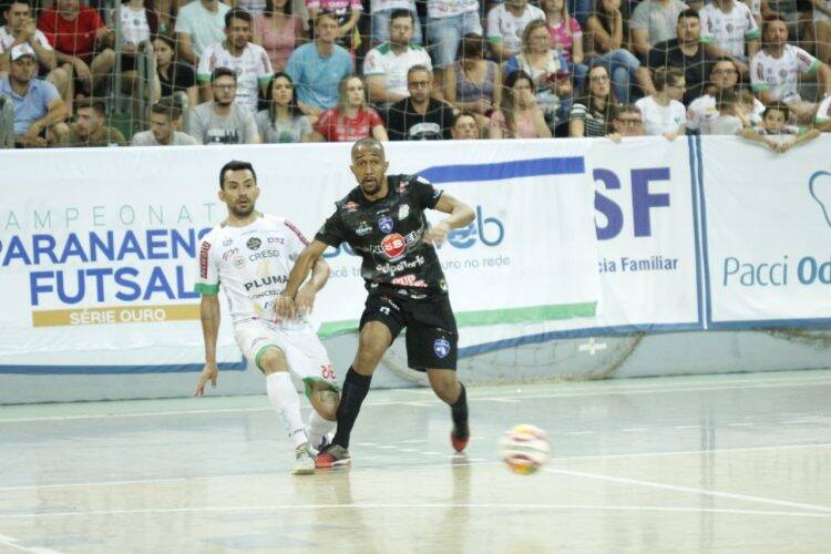 Foz Cataratas Futsal vence e fica mais perto do bicampeonato
