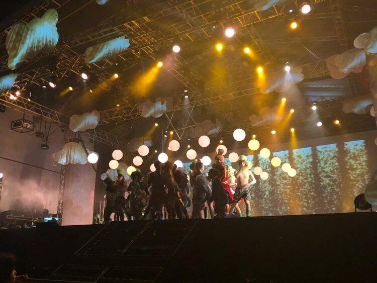 O Natal está no ar: sonho e magia iluminaram a noite de sábado (14) no Gramadão