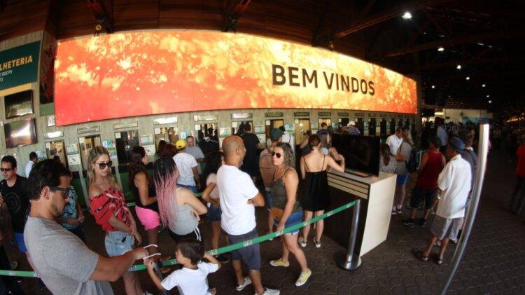 Parque Nacional do Iguaçu registra 2 milhões de visitantes