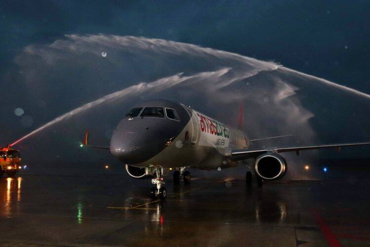 Foz recebe primeiro voo direto de Santa Cruz de la Sierra, pela Amaszonas