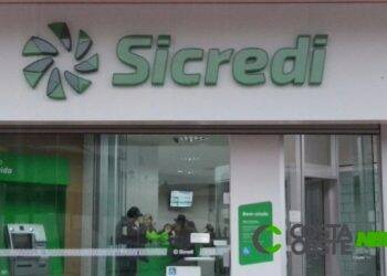 Bancos funcionam hoje e fecham nesta terça-feira e no dia 1º