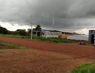 Fenômeno semelhante a tornado impressiona moradores de Santa Helena