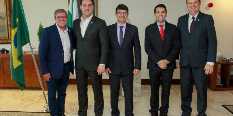 Governador nomeia novos reitores da Unioeste e Unicentro