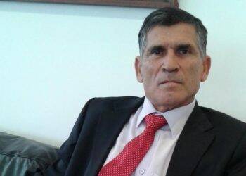 Mensagens que levaram Bolsonaro demitir ministro Santos Cruz eram falsas, diz PF