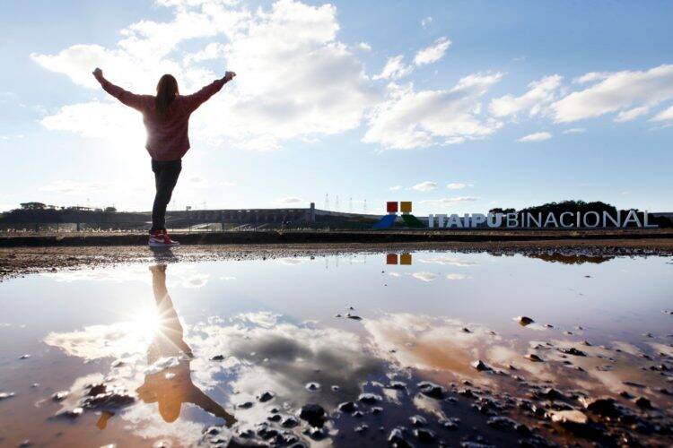 Show das águas com cara nova: Mirante do Vertedouro da Itaipu ganha revitalização completa