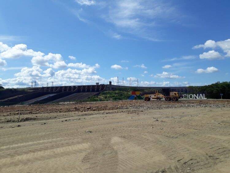 Show das águas com cara nova: Mirante do Vertedouro da Itaipu ganha revitalização completa