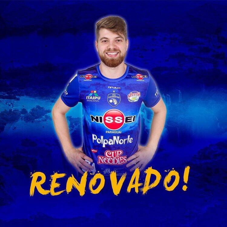 Daniel Feitosa, Pierre, Sacon, Jaison e Trentin renovam contrato com o Foz Cataratas