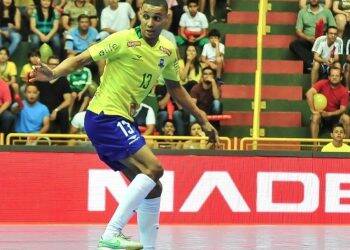 Pivô Daniel Alves é contratado pelo Foz Cataratas Futsal