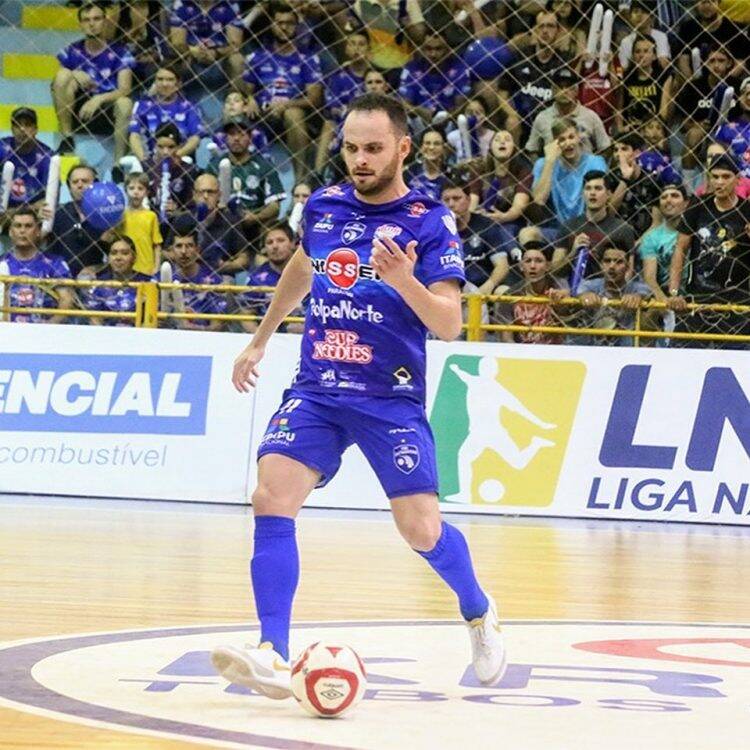 Daniel Feitosa, Pierre, Sacon, Jaison e Trentin renovam contrato com o Foz Cataratas