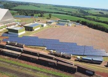 Experiência do Show Rural leva Cotriguaçu a construir maior usina de energia solar do PR