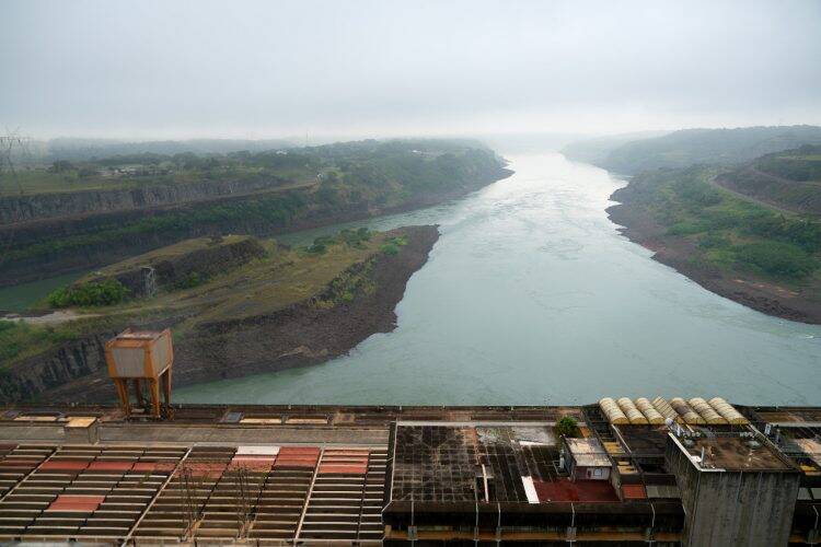 Produção de Itaipu em 2019 daria para abastecer o mundo todo por um dia e seis horas