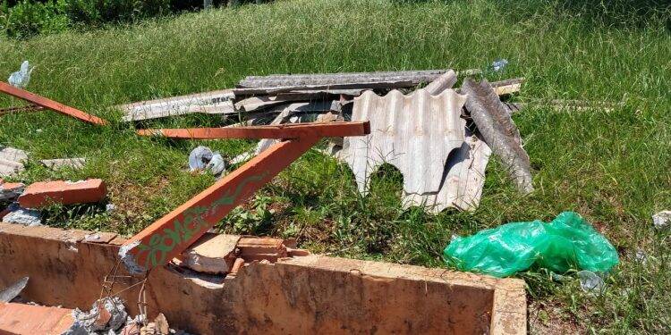 Ponto destruído desde o dia 21 de dezembro ainda não foi consertado