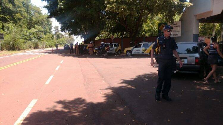 Blitz na prainha de Três Lagoas fiscaliza 100 veículos e 10 são apreendidos