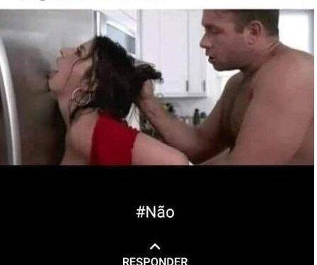 Avó compartilha cena de sexo por engano, neta alerta e reação viraliza