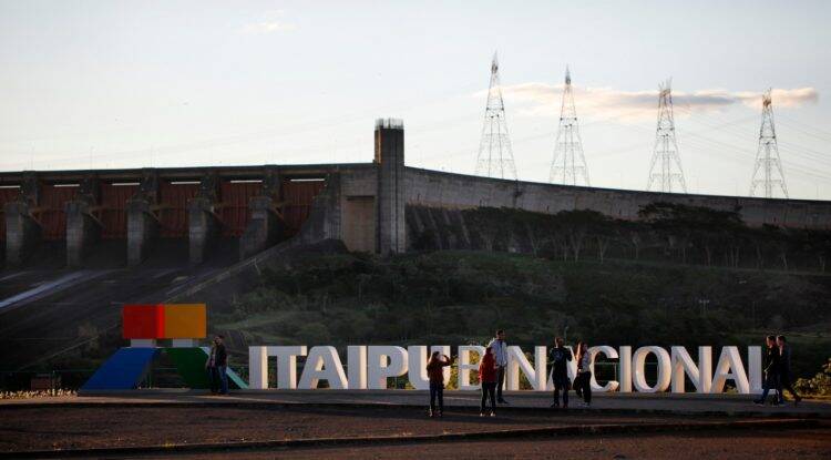 Show das águas com cara nova: Mirante do Vertedouro da Itaipu ganha revitalização completa