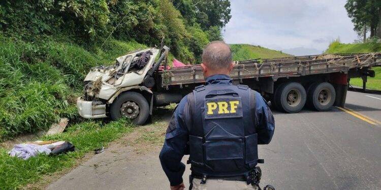 Paraná tem o 2º menor número de mortes em rodovias federais em dez anos, aponta PRF