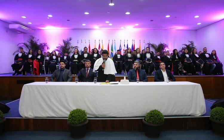 Estudante de Foz do Iguaçu é o graduado de número 1.000 da UNILA