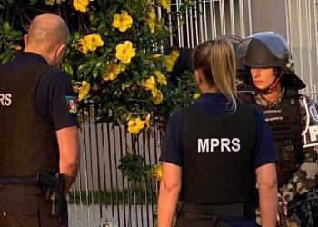 Torcidas organizadas do Internacional são alvos de operação policial