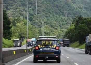 Argentina é esquecida pelo marido em um posto de combustíveis no Rio Grande do Sul