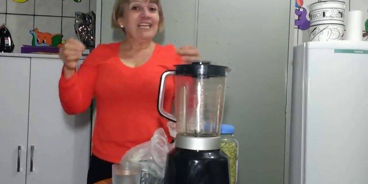 Suco milagroso manda internautas para o hospital