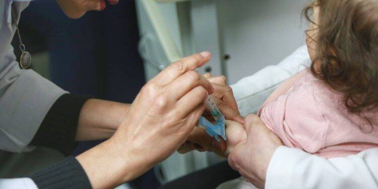 Paraná registra mais de 800 casos de sarampo