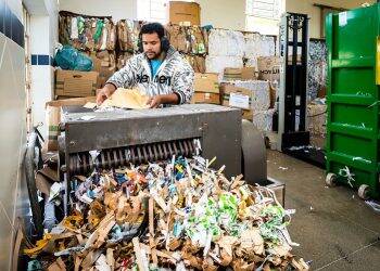 Itaipu repassa à Coaafi 87 toneladas de recicláveis em 2019