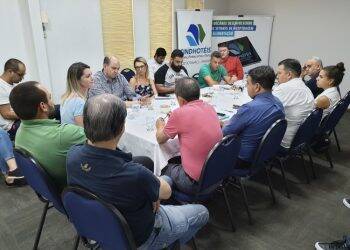 Sindhotéis cobra da prefeitura sistema de logística reversa de garrafas de vidro