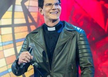 Padre Reginaldo Manzotti recebe alta de hospital e agradece orações