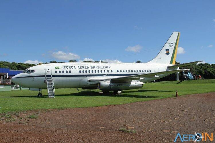 Ele já transportou 8 presidentes e o Papa! Conheça a história do avião próximo as Cataratas