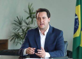 Ratinho diz que Governo Federal teria que garantir repasse de até 5 bilhões ao estado para cortar ICMS de combustíveis