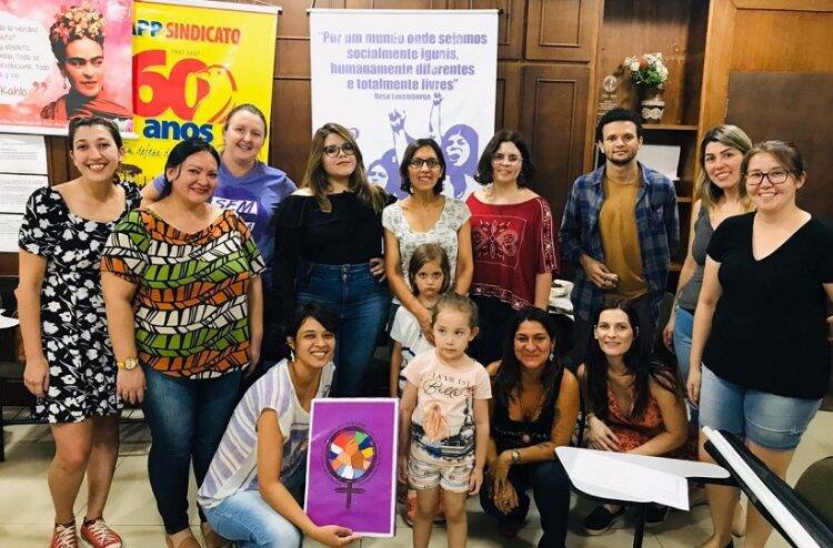 Entidades iniciam organização da Marcha das Mulheres em Foz