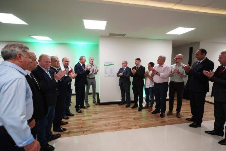 Novo prédio do Sicredi em Foz do Iguaçu já atende à população