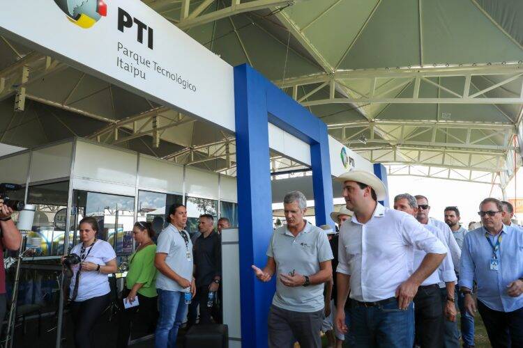 Ratinho Júnior destaca papel da Itaipu no desenvolvimento do Oeste do Paraná