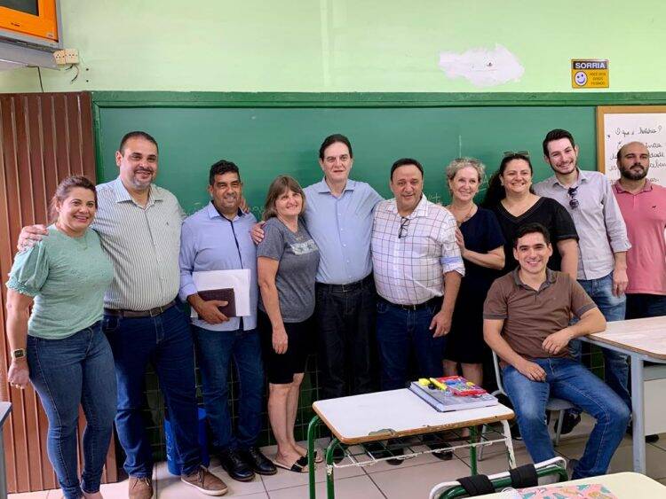 Hussein Bakri e presidente da Fundepar anunciam R$ 2 milhões para a educação de Foz do Iguaçu