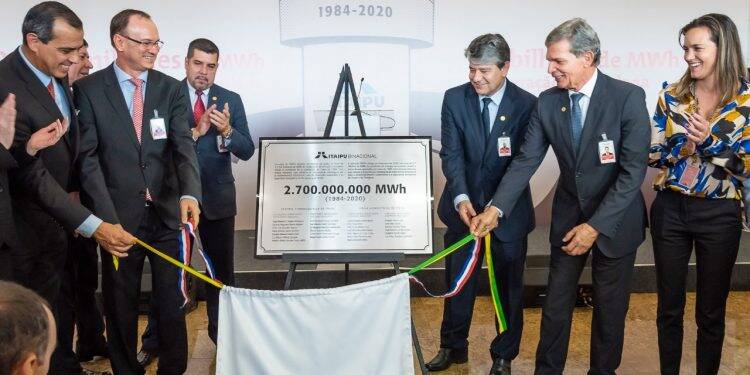 Itaipu atinge marca histórica e se prepara para a atualização tecnológica da usina