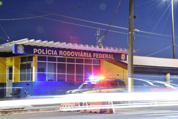 PRF inicia Operação Carnaval nesta sexta-feira (21)