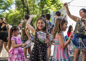Confira as imagens do primeiro dia do Carnaval da Saudade