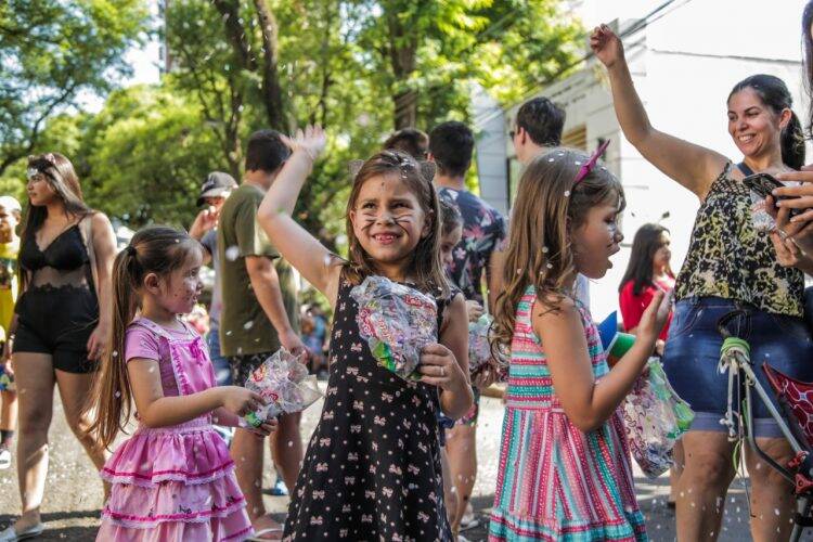 Confira as imagens do primeiro dia do Carnaval da Saudade