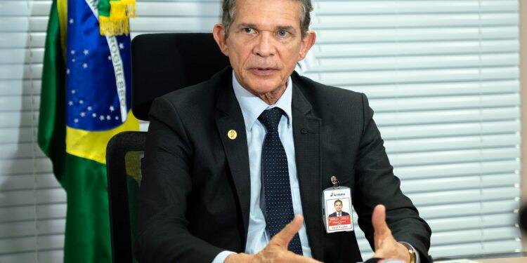 Silva e Luna completa um ano de gestão na Itaipu e investimento em infraestrutura é destaque