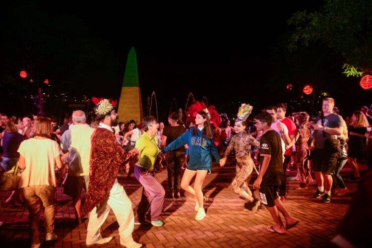 Marco recebe mais de 10 mil visitantes no carnaval