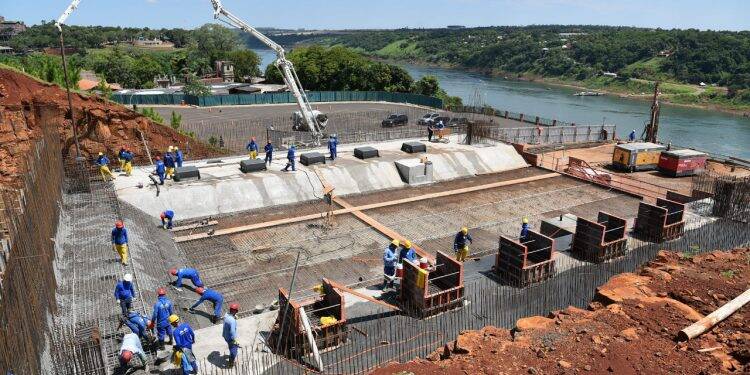 Nova ponte fortalece integração Brasil-Paraguai, diz ministro da Infraestrutura
